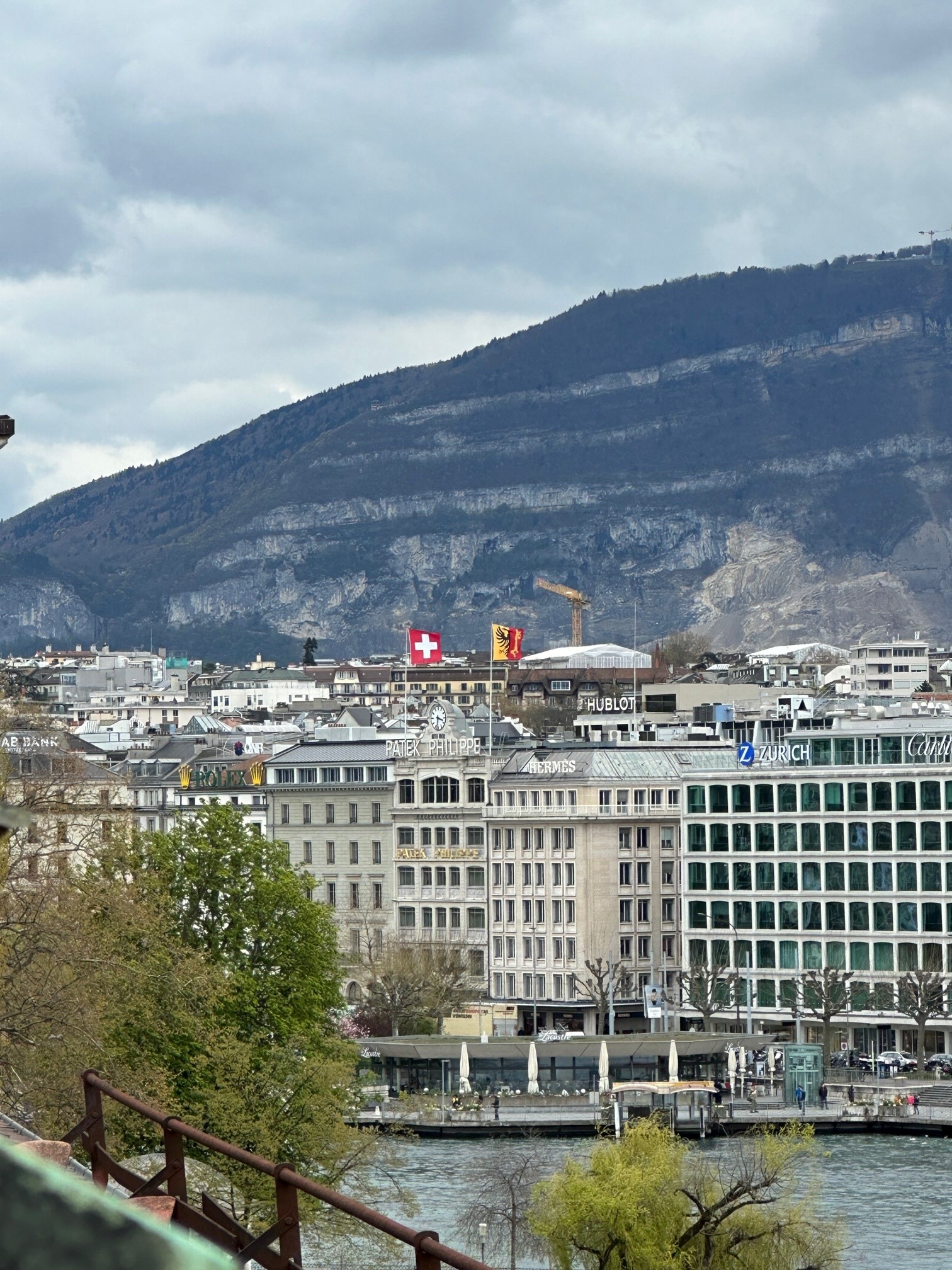 Les cantons de Genève et de Vaud durcissent les règles concernant Airbnb